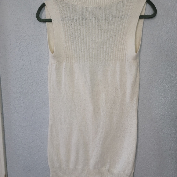 VINTAGE! Guess Sweater Vest - Picture 5 of 5
